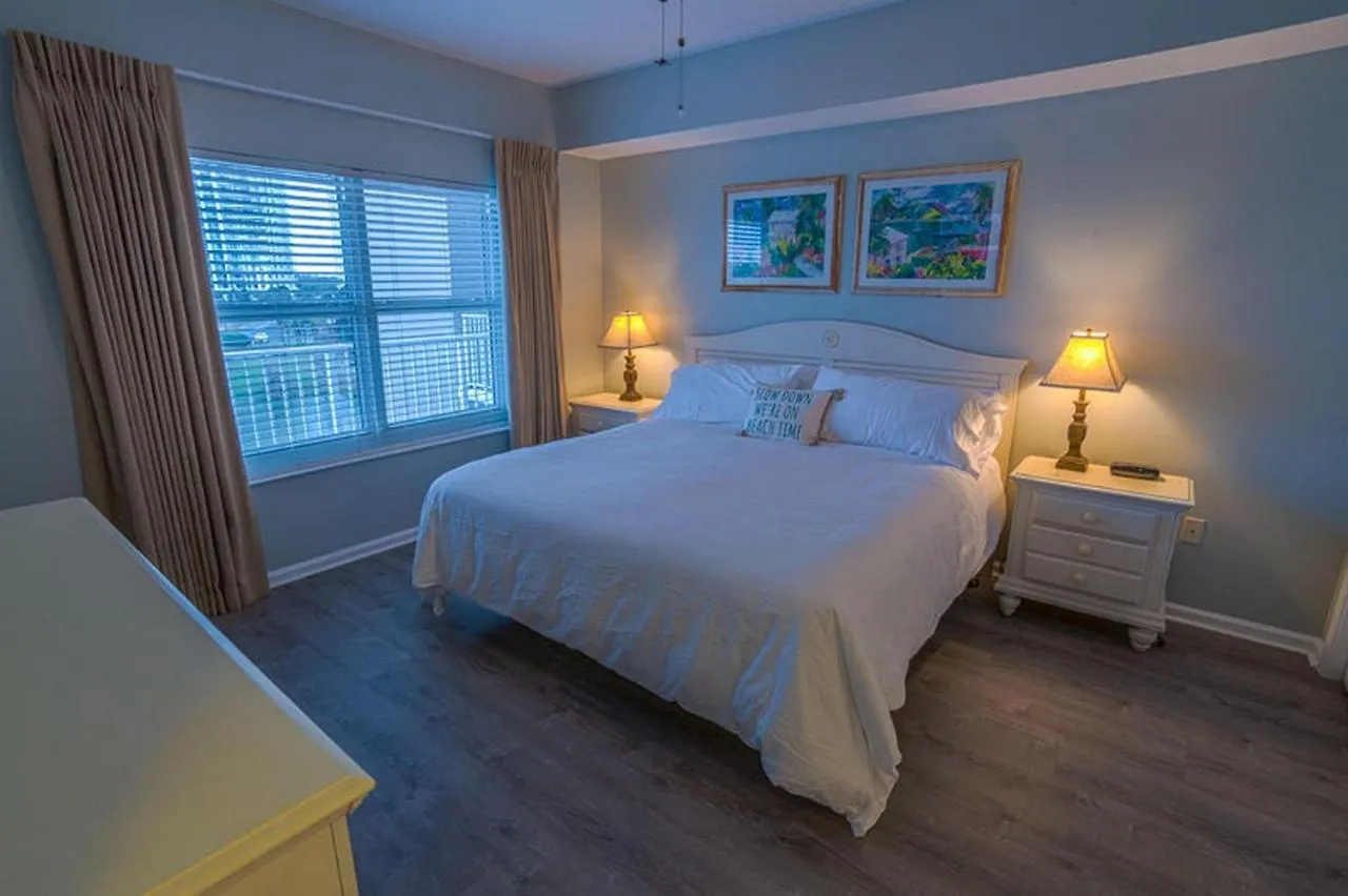 Seascape Resort Properties 데스틴